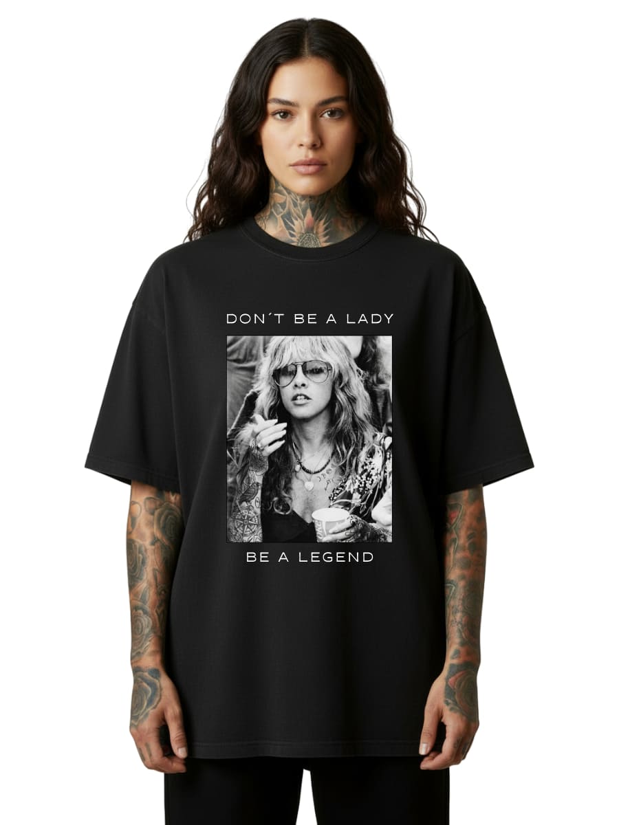 Vintage Tattoo Girl - Oversized Shirt