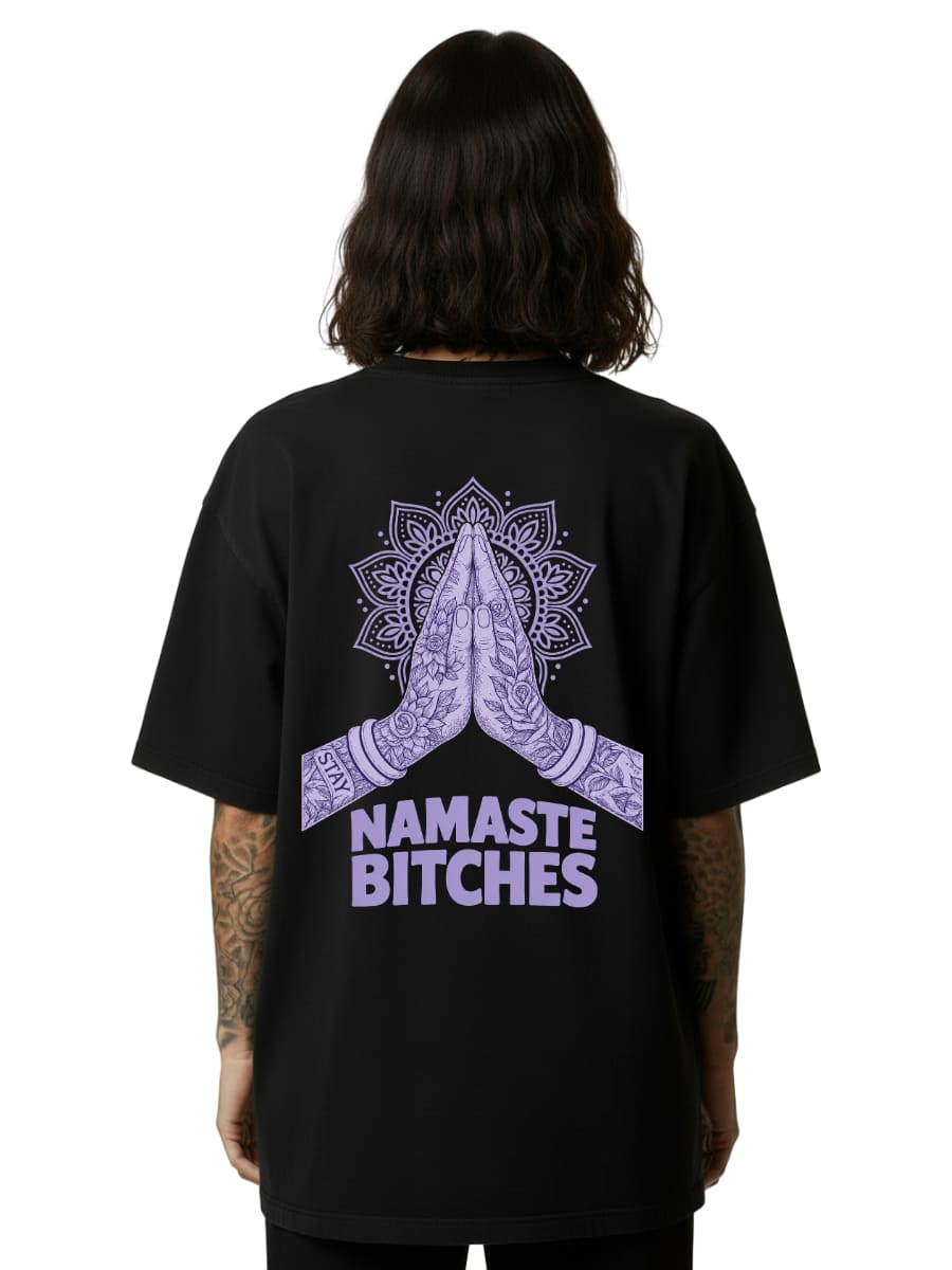 Namaste Bitches Lavendel - Oversized Shirt (ohne Frontprint)
