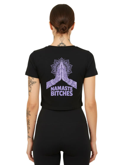 Namaste Bitches Lavendel - Ladies Cropped Tee (ohne Frontprint)